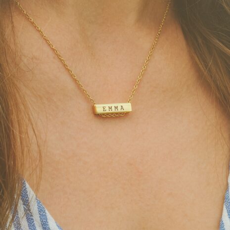 name necklace personalised emma