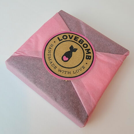 Lovebomb Gift Wrapping